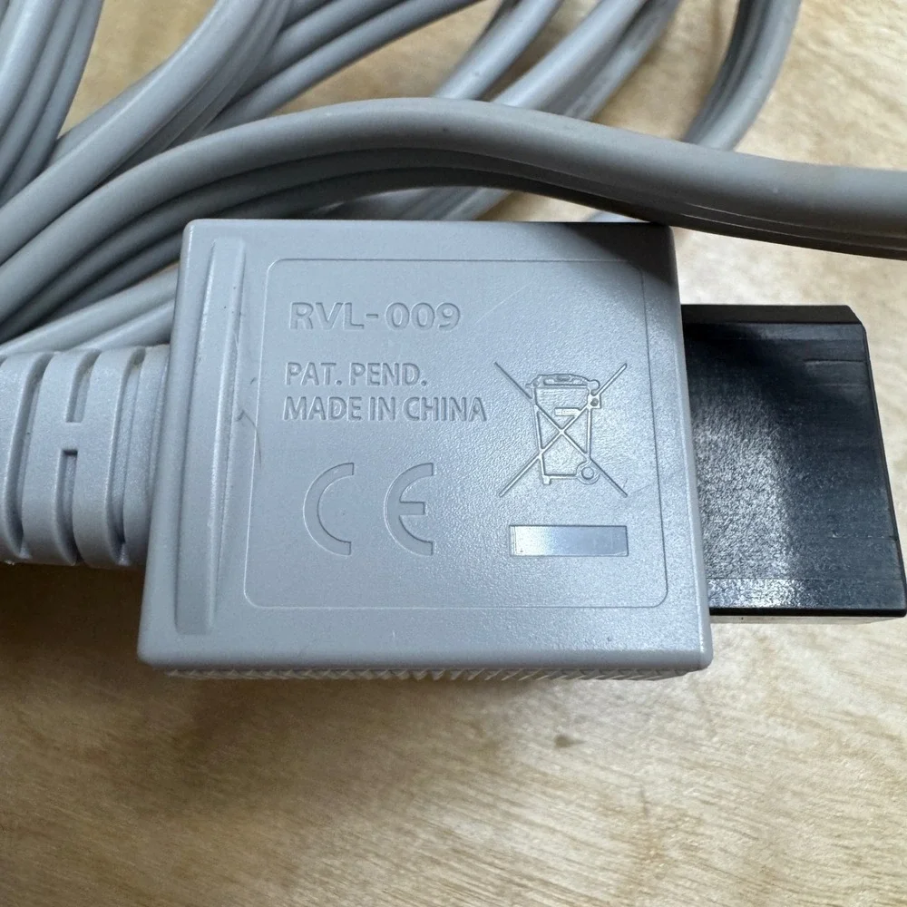 Nintendo Wii AV Cable RVL-009 Genuine OEM Composite Video Audio RCA Cord Grey
